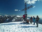 Giro ad anello da Fuipiano sulle prime nevi dello Zuc di Valbona, dei Canti e dei Tre Faggi il 24 novembre 2010 - FOTOGALLERY